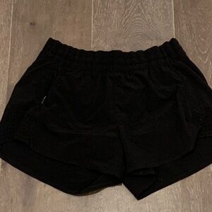 Athleta women’s 3” black shorts xxs